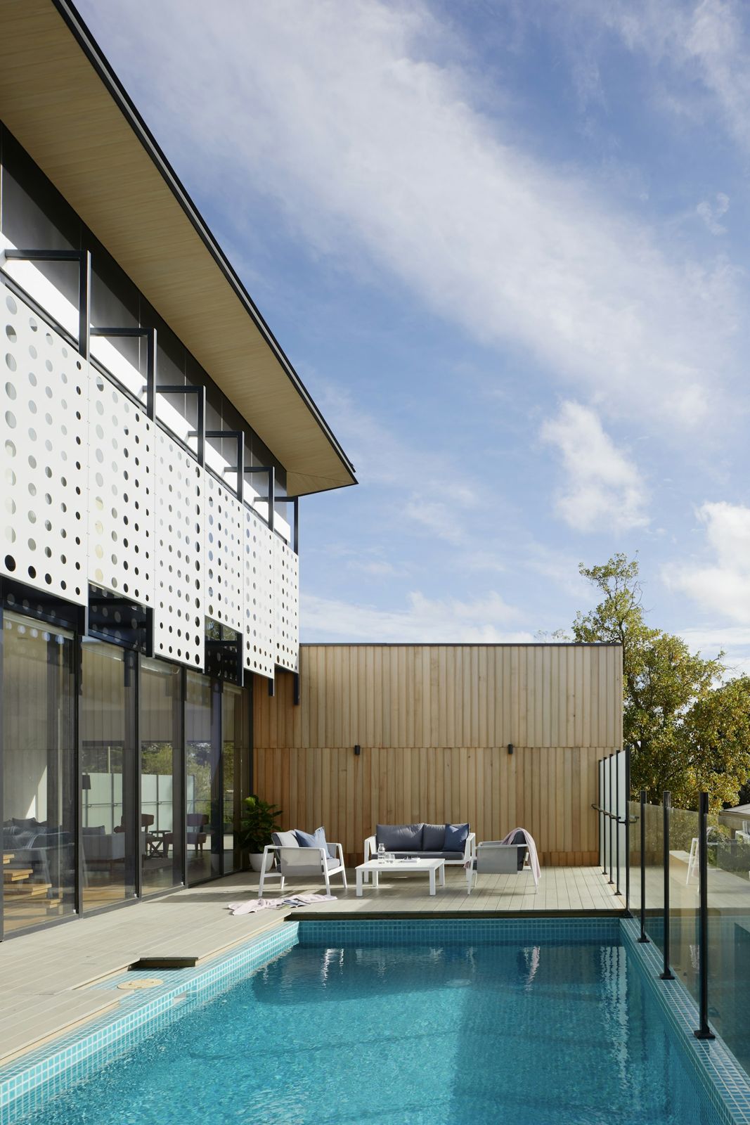 Casa moderna com área gourmet — foto 3