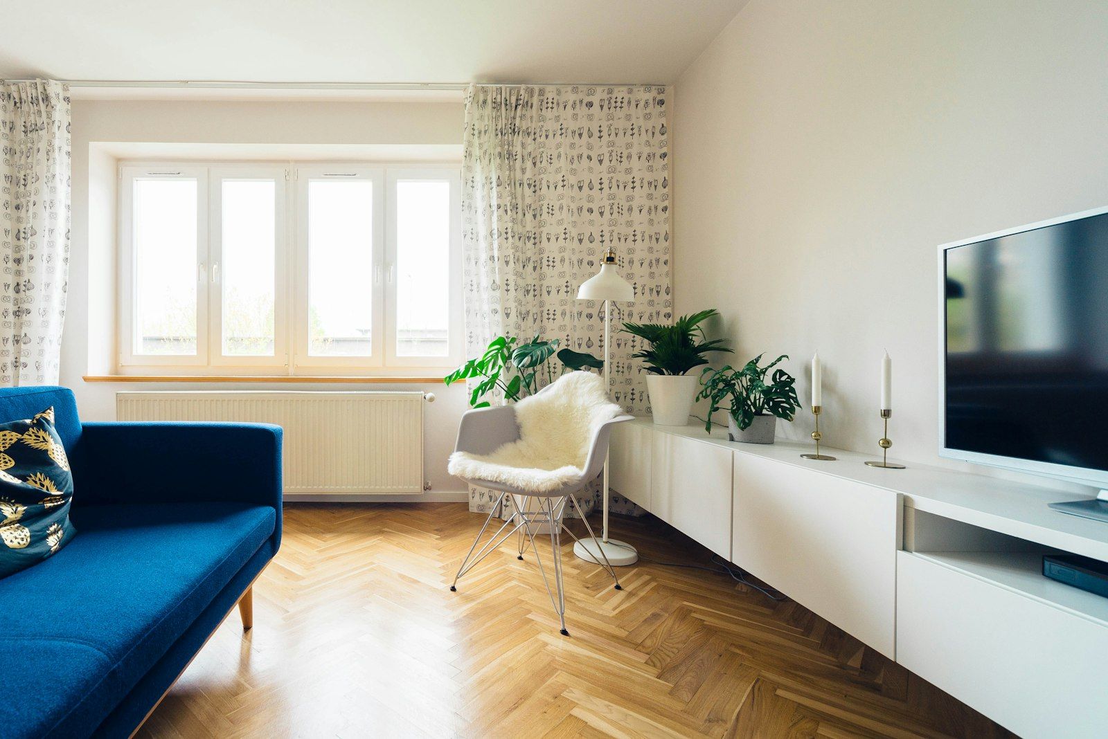 Apartamento decorado com varanda — foto 2